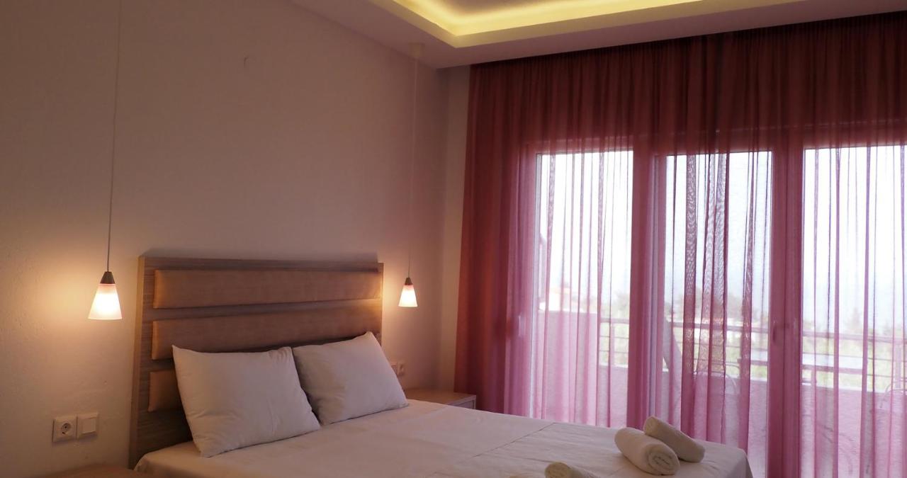 Aparthotel Valiant Sea à Kriopigi Extérieur photo