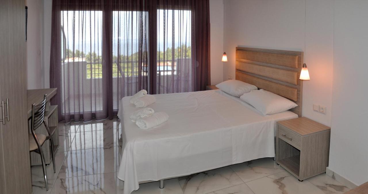 Aparthotel Valiant Sea à Kriopigi Extérieur photo
