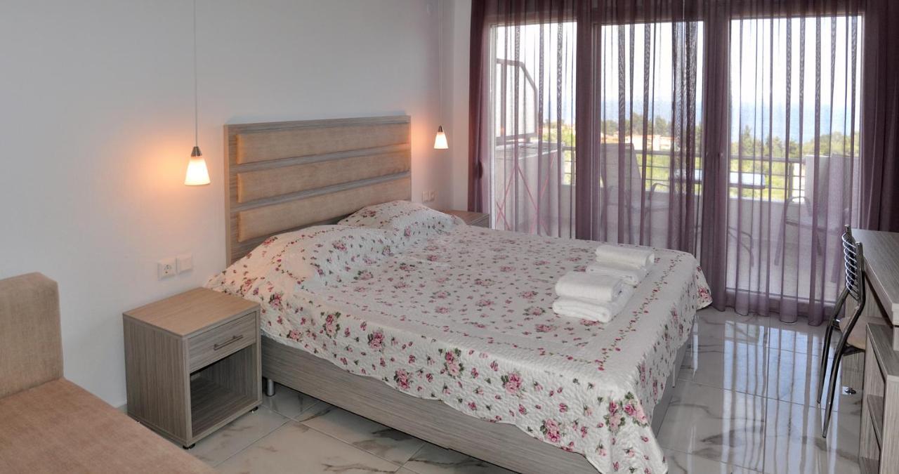 Aparthotel Valiant Sea à Kriopigi Extérieur photo